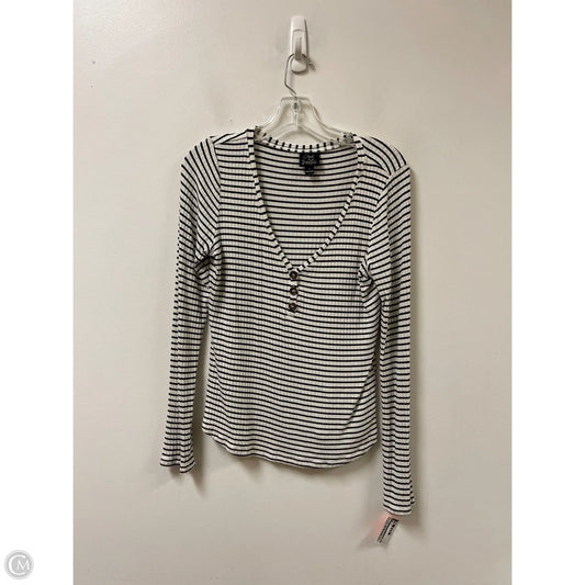 Top Long Sleeve By Oakley In White, Size: L