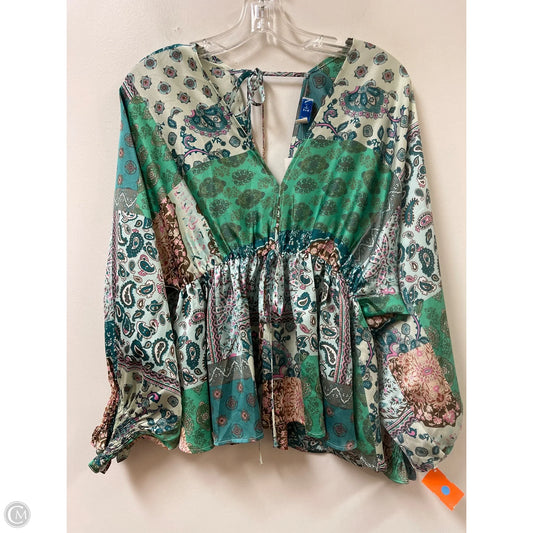 Top Long Sleeve By She + Sky In Green, Size: M