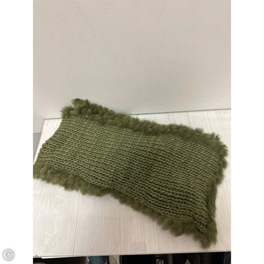 Scarf Winter By Clothes Mentor In Green