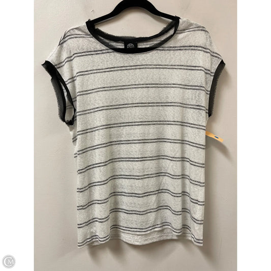 Top Short Sleeve By Bobeau In White, Size: L