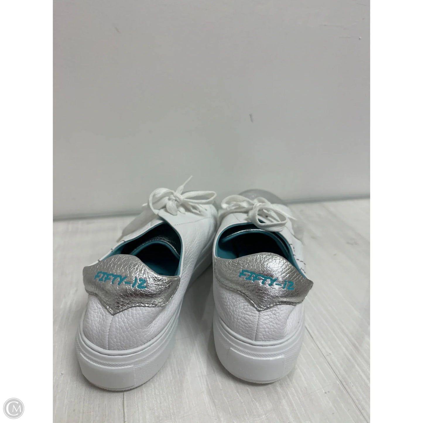 Shoes Sneakers By Cma In White, Size: 9.5