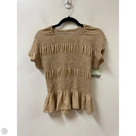 Top Short Sleeve By Clothes Mentor In Tan, Size: S