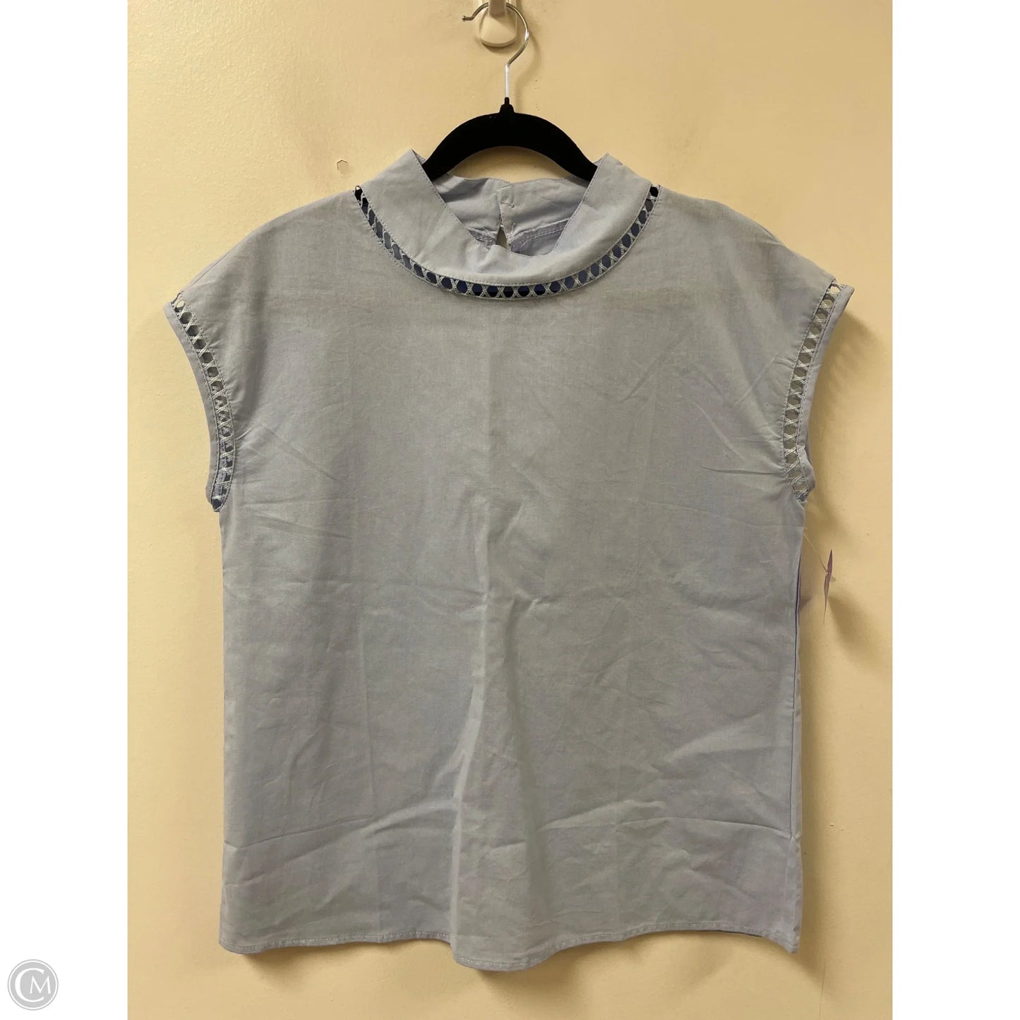 Top Short Sleeve By Clothes Mentor In Blue, Size: M
