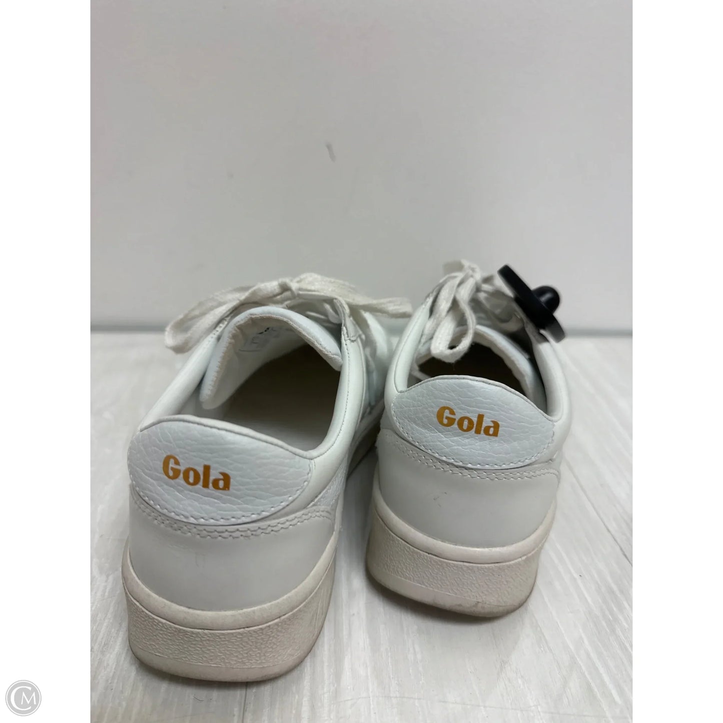 Shoes Sneakers By Gola In White, Size: 9