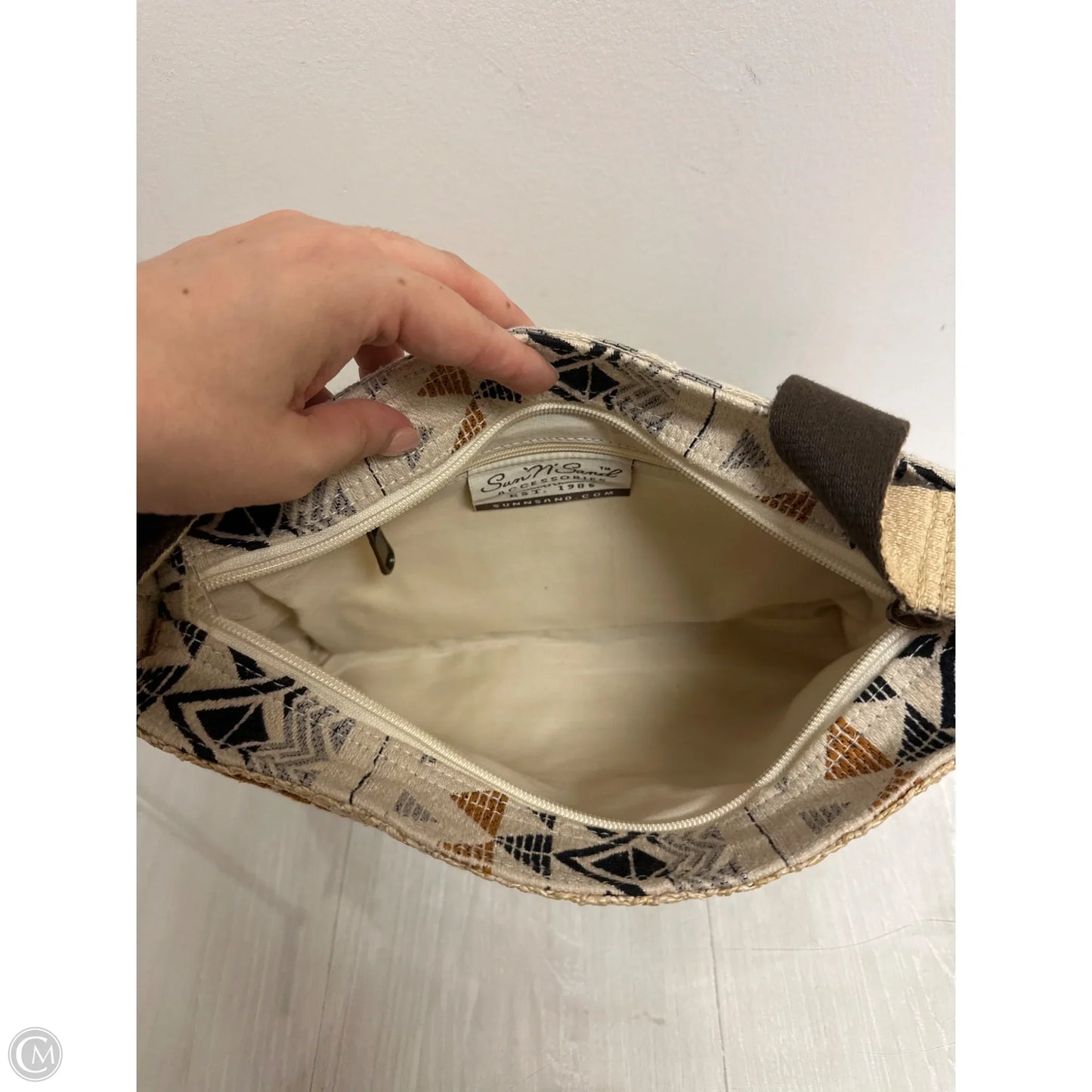 Handbag By Clothes Mentor, Size: Large