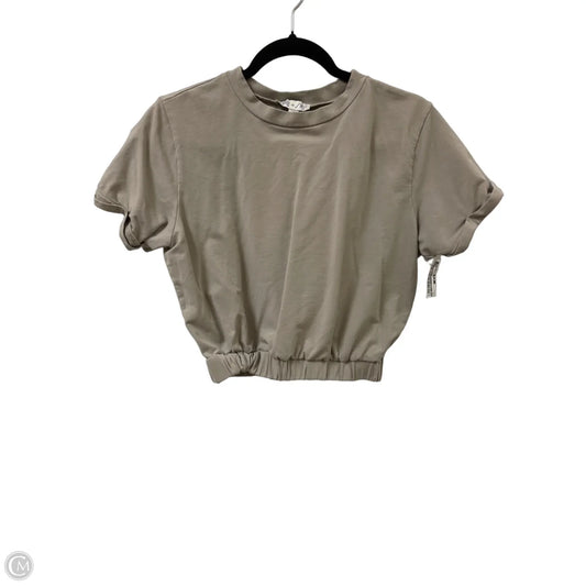 Top Short Sleeve By She + Sky In Grey, Size: S