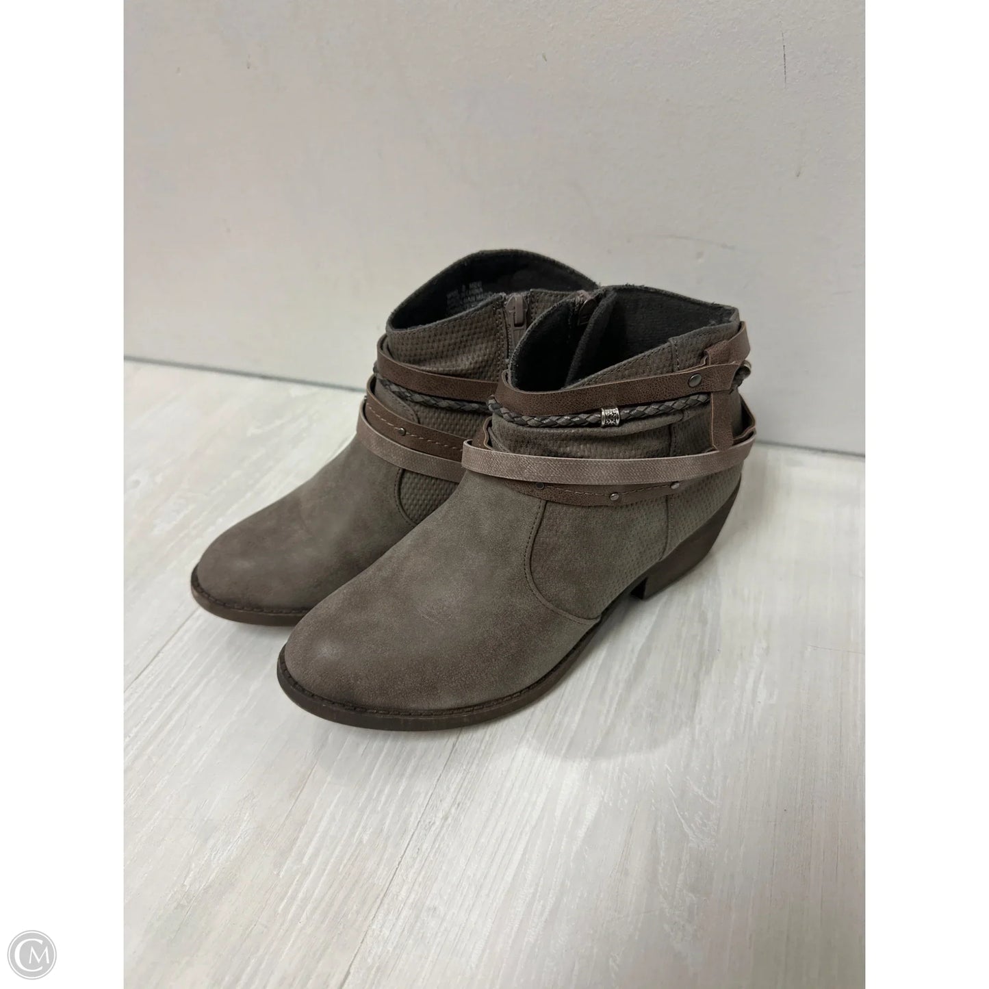 Boots Ankle Flats By So In Brown, Size: 8