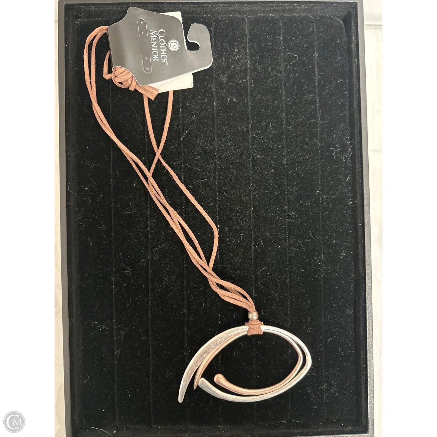 Necklace Pendant By Clothes Mentor