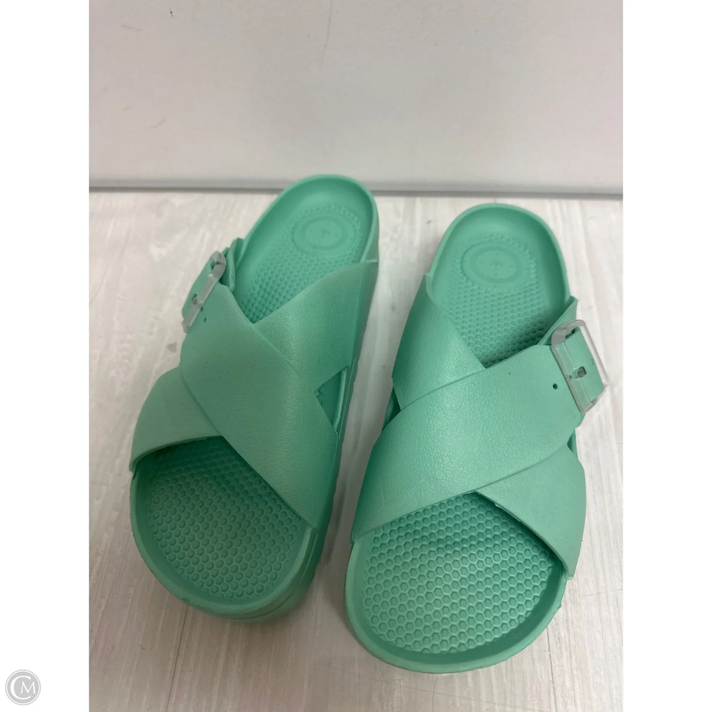 Sandals Flats By Totes In Green, Size: 8