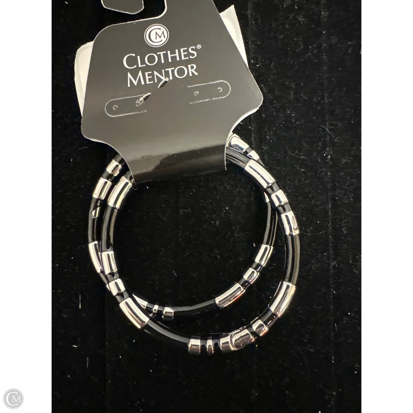 Bracelet Set By Clothes Mentor, Size: 02 Piece Set
