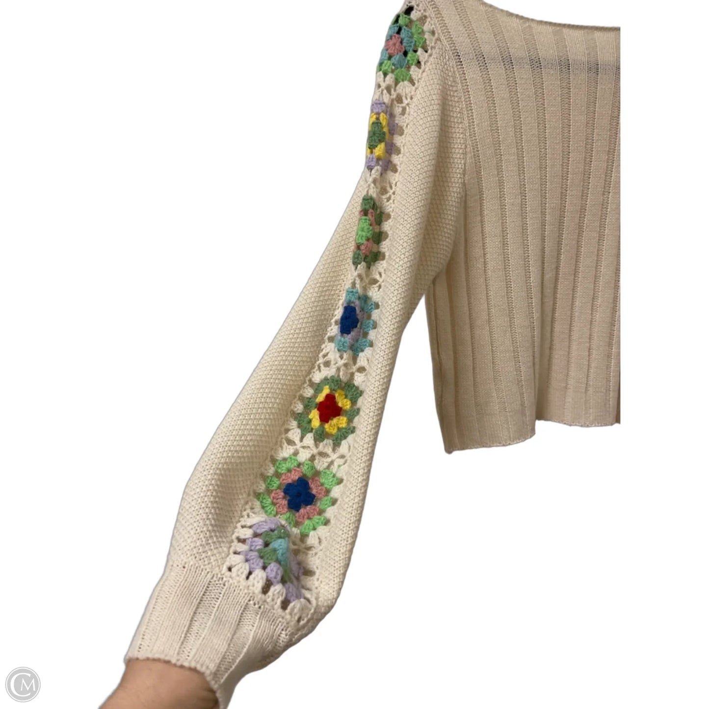 Sweater By Clothes Mentor In Cream, Size: Xs