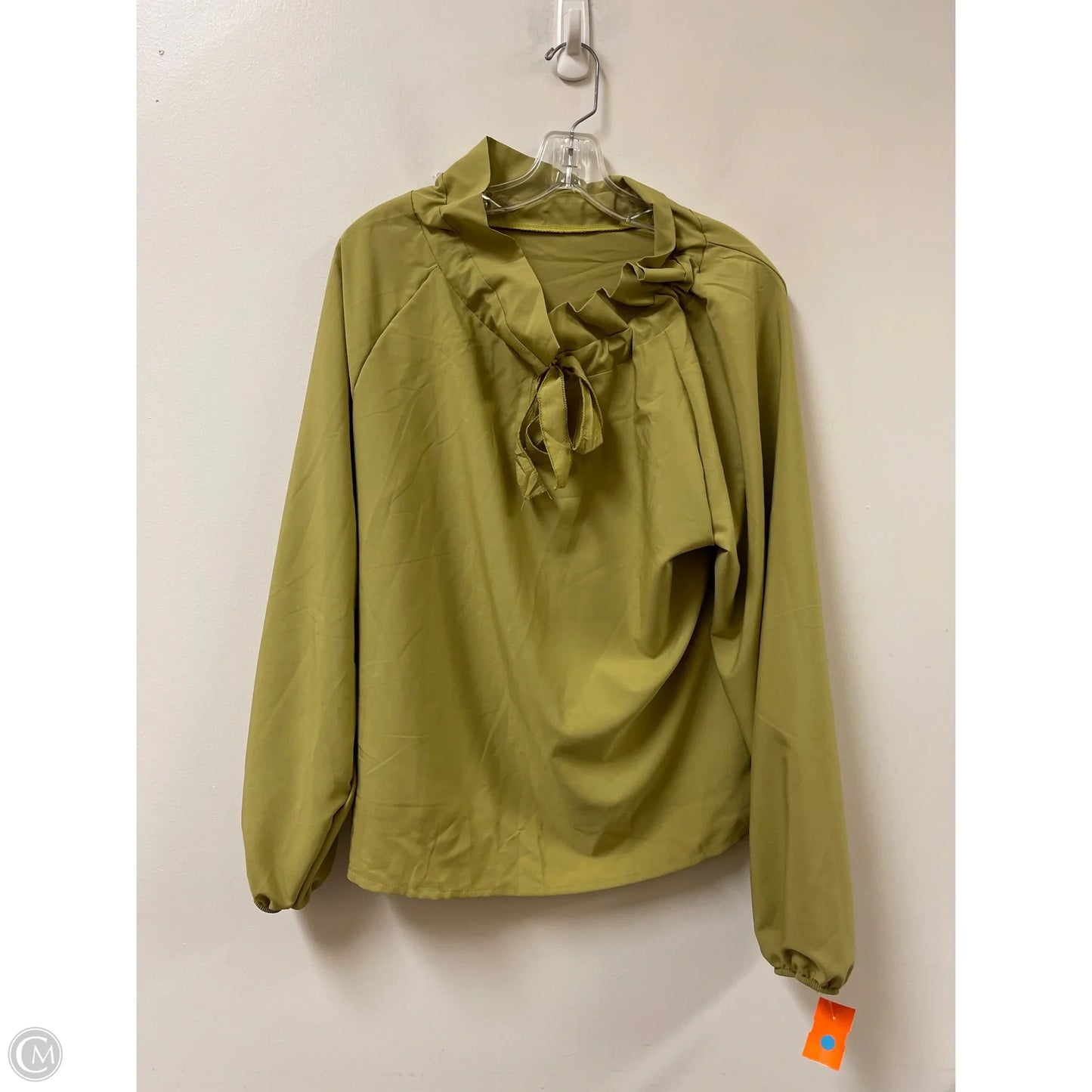Top Long Sleeve By Clothes Mentor In Green, Size: S