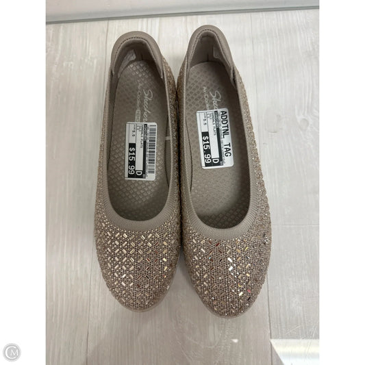 Sandals Flats By Skechers In Gold, Size: 5.5