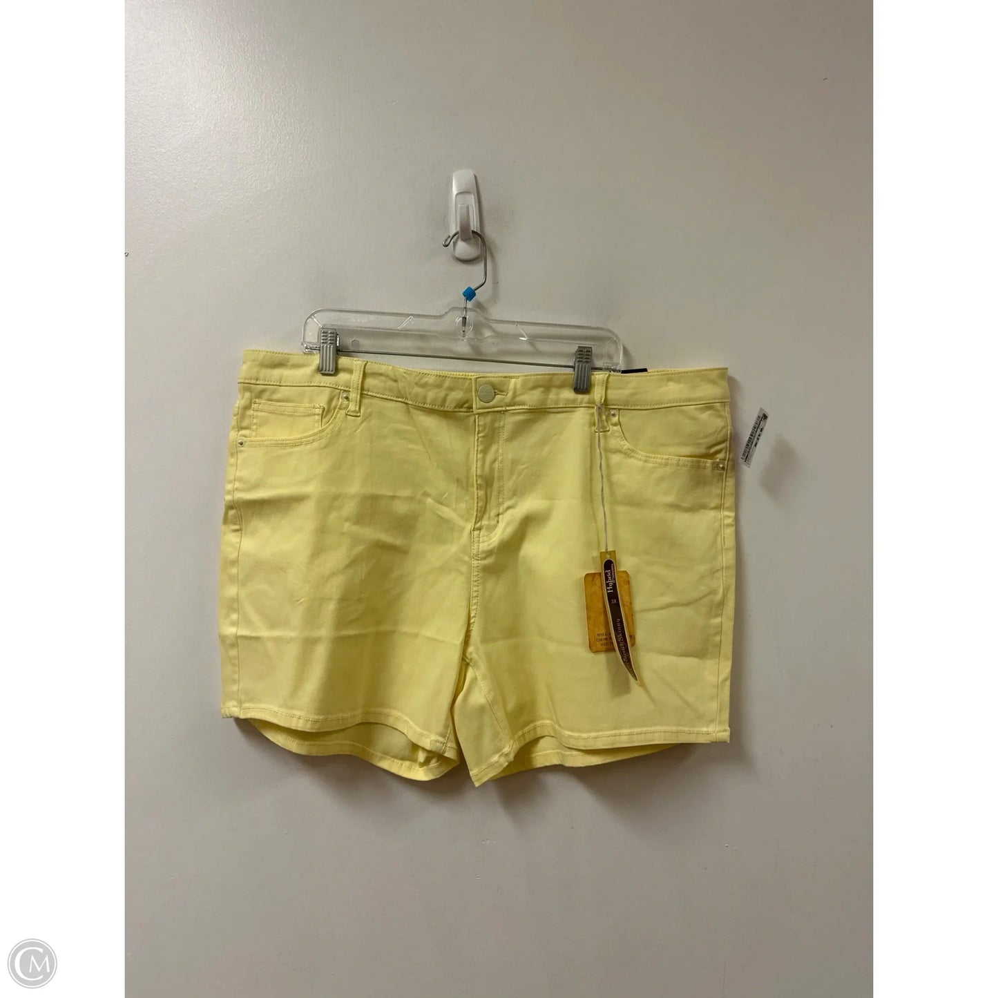 Shortalls By Clothes Mentor In Yellow, Size: 22