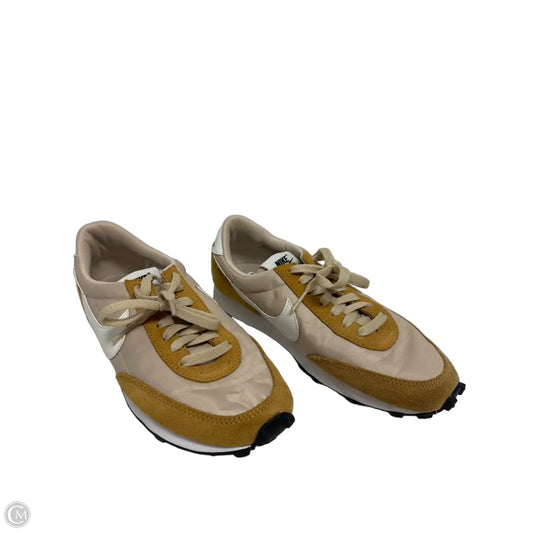 Shoes Athletic By Nike In Yellow, Size: 6