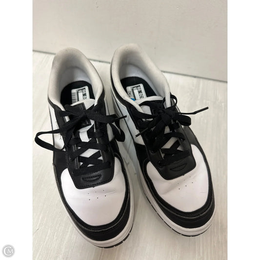 Shoes Sneakers By Puma In Black & White, Size: 10