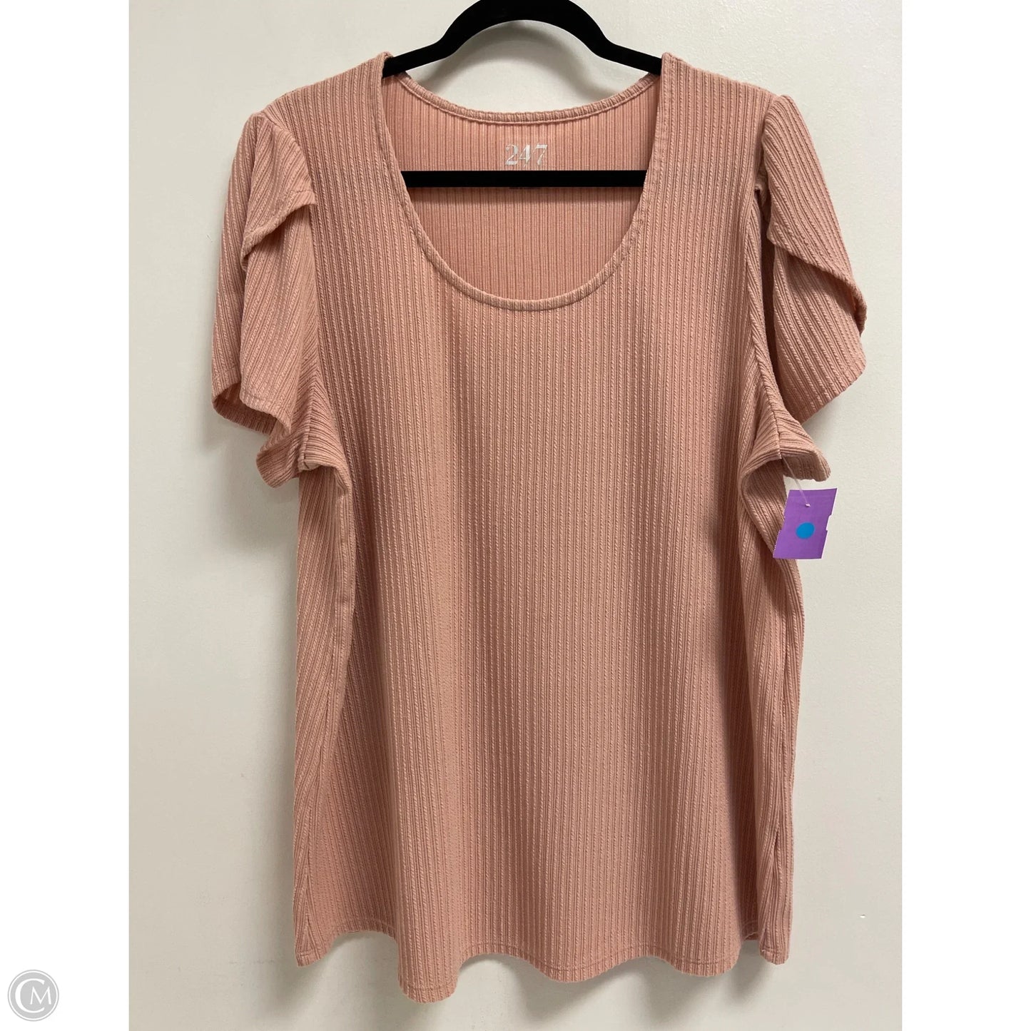 Top Short Sleeve By Maurices In Pink, Size: Xl