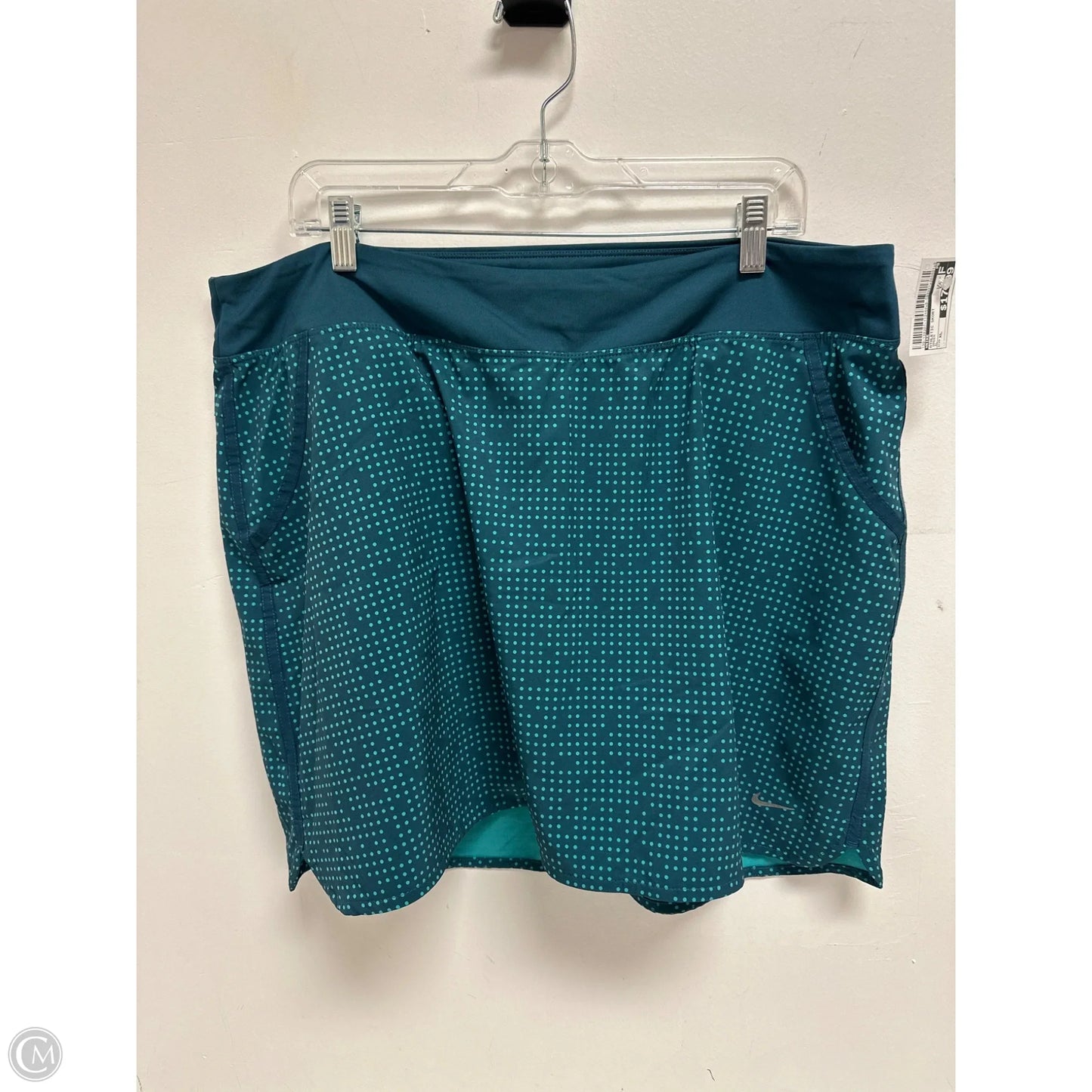 Athletic Skort By Nike In Green, Size: Xl