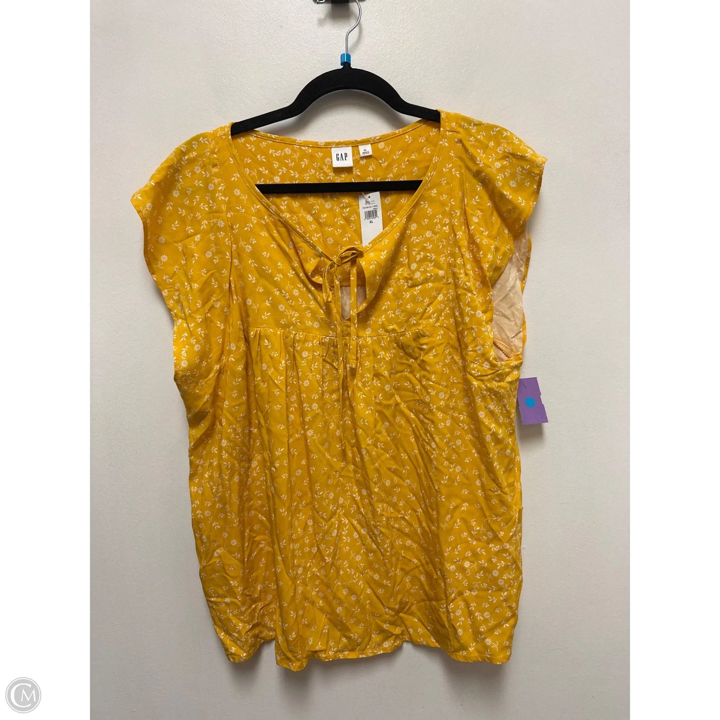 Top Short Sleeve By Gap In Yellow, Size: Xl