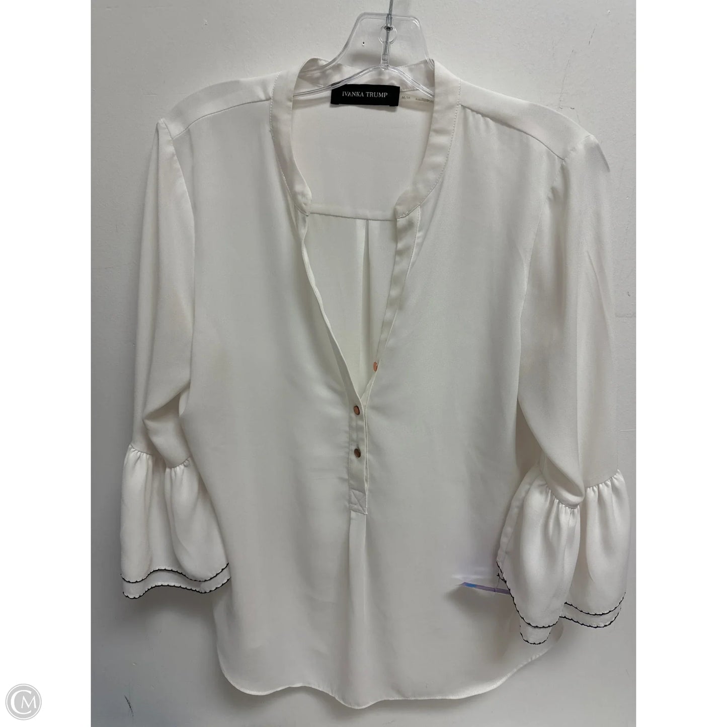 Top Long Sleeve By Ivanka Trump In White, Size: M