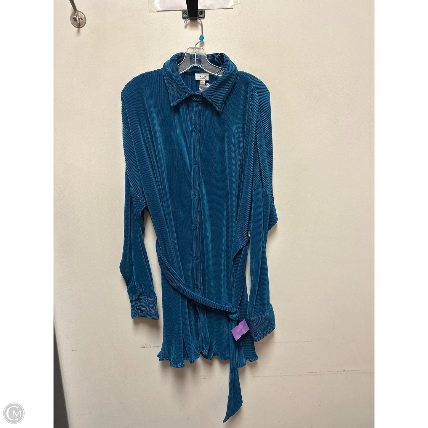Dress Casual Short By Le Lis In Blue, Size: L