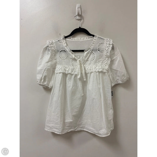Top Short Sleeve By Clothes Mentor In White, Size: S