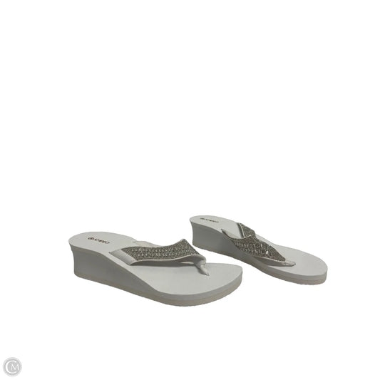 Sandals Heels Wedge By Clothes Mentor In White, Size: 10