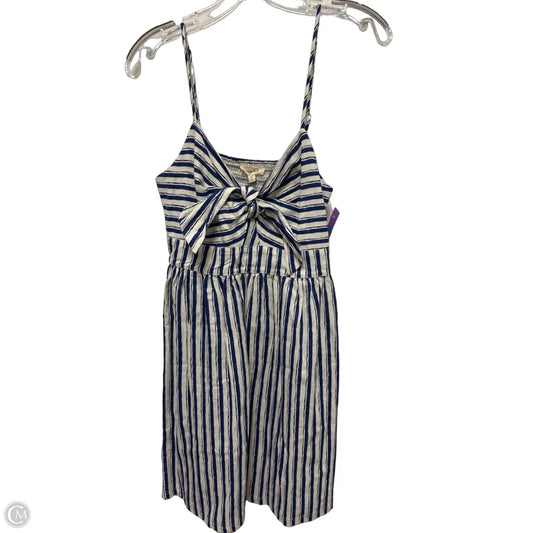 Dress Casual Short By Gilli In Blue & White, Size: M