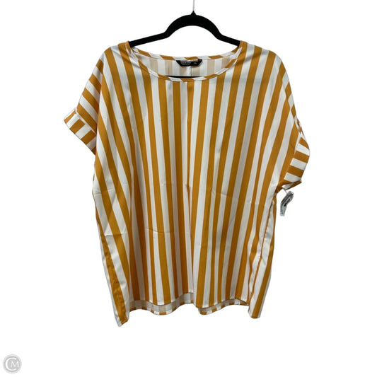 Top Short Sleeve By Shein In White & Yellow, Size: 1x