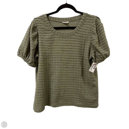 Top Short Sleeve By Cato In Green, Size: L