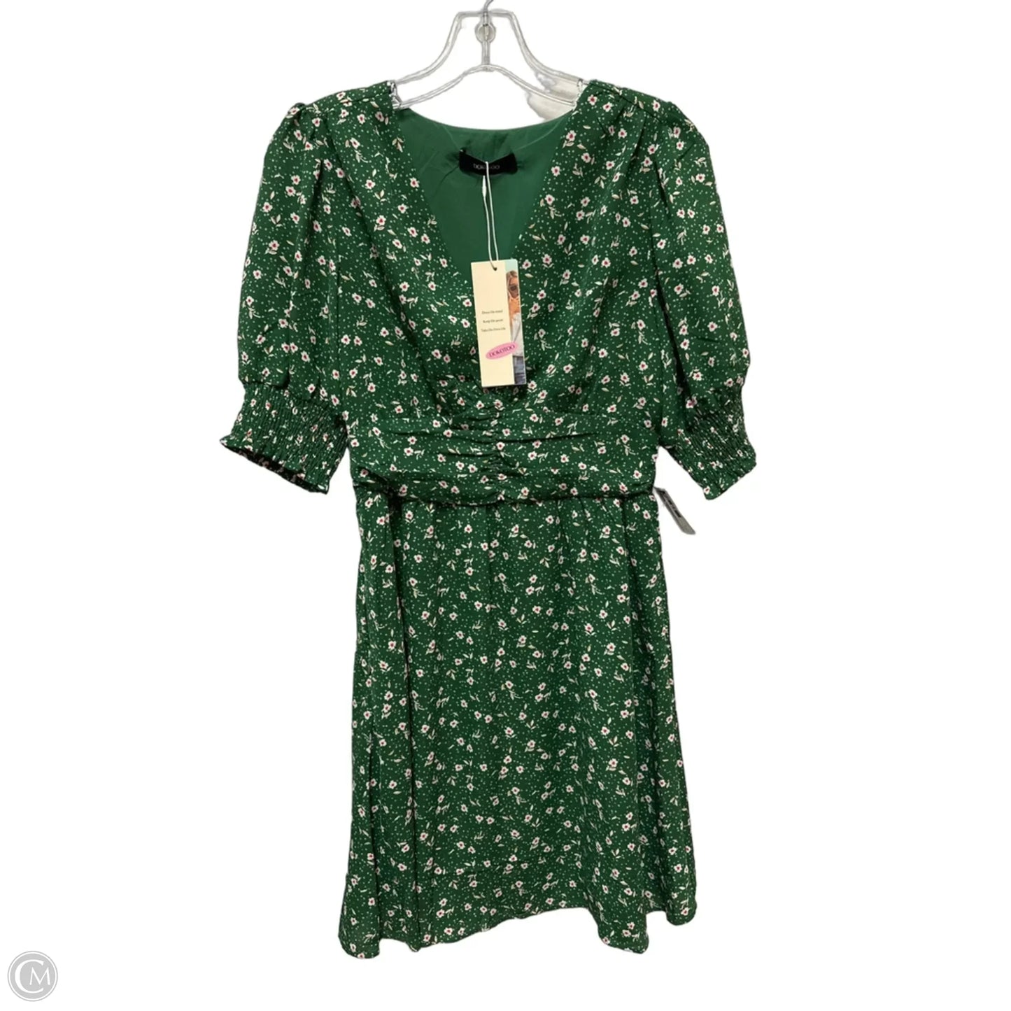 Dress Casual Short By Dokotoo In Green, Size: S