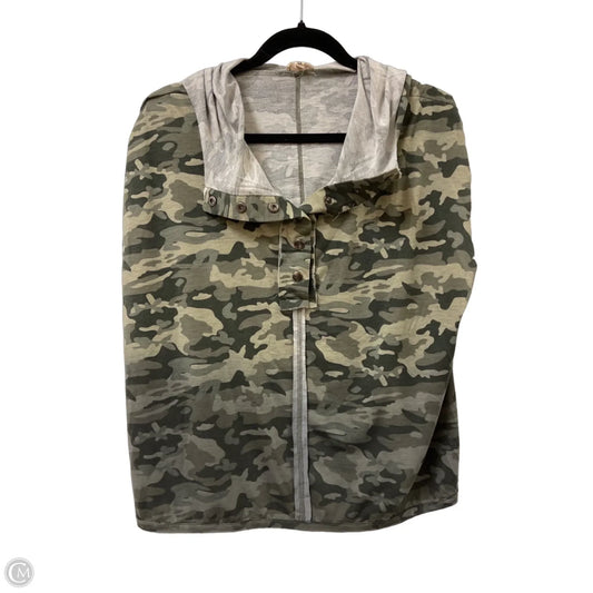 Top Short Sleeve By Pol In Camouflage Print, Size: M