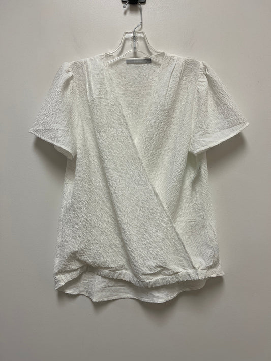 Top Short Sleeve By Bke  Size: M