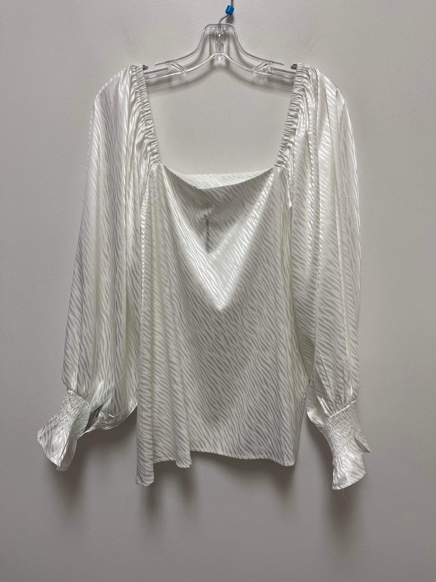 Top Long Sleeve By Clothes Mentor  Size: L