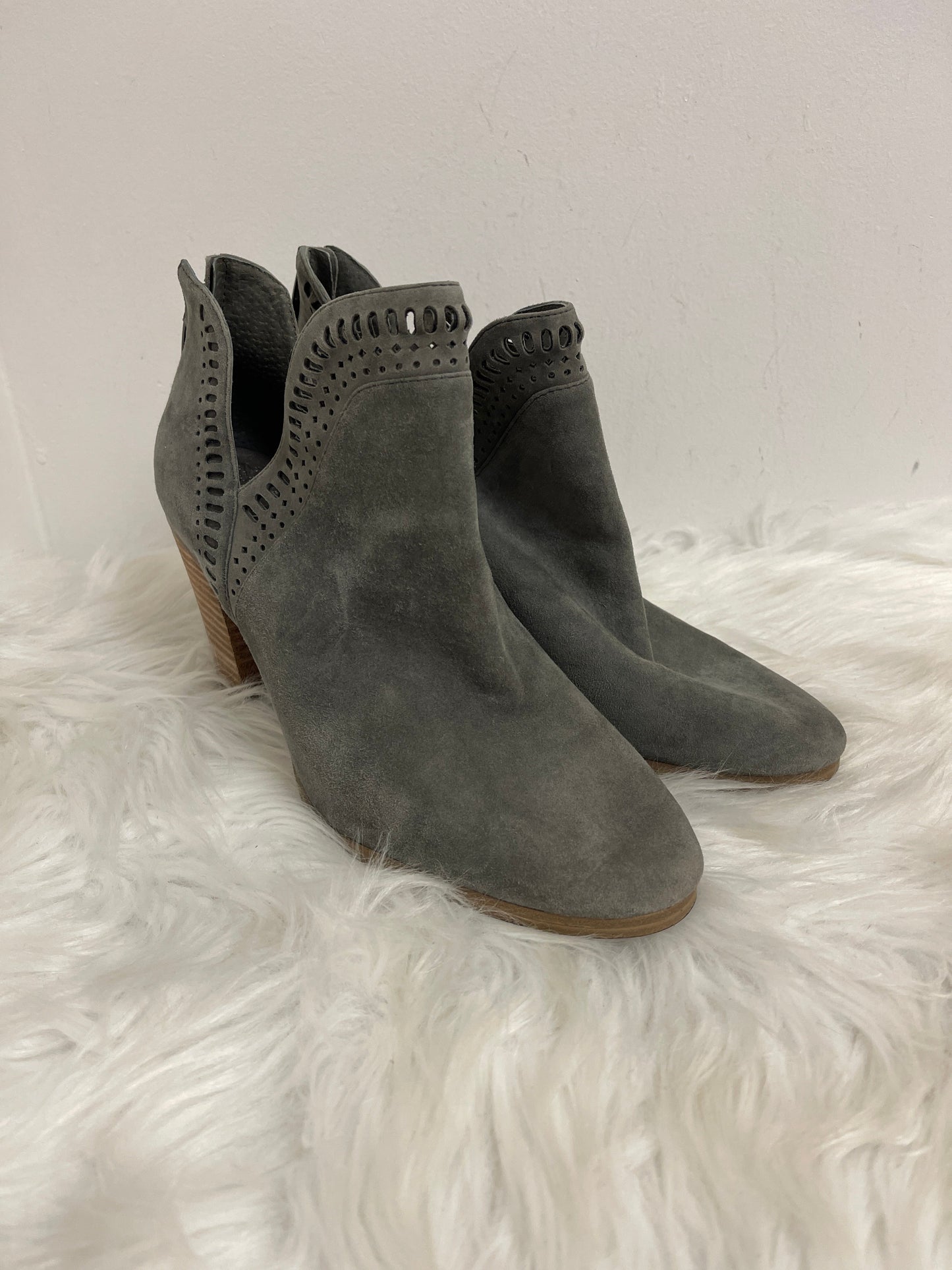 Boots Ankle Heels By Vince Camuto In Grey, Size: 9