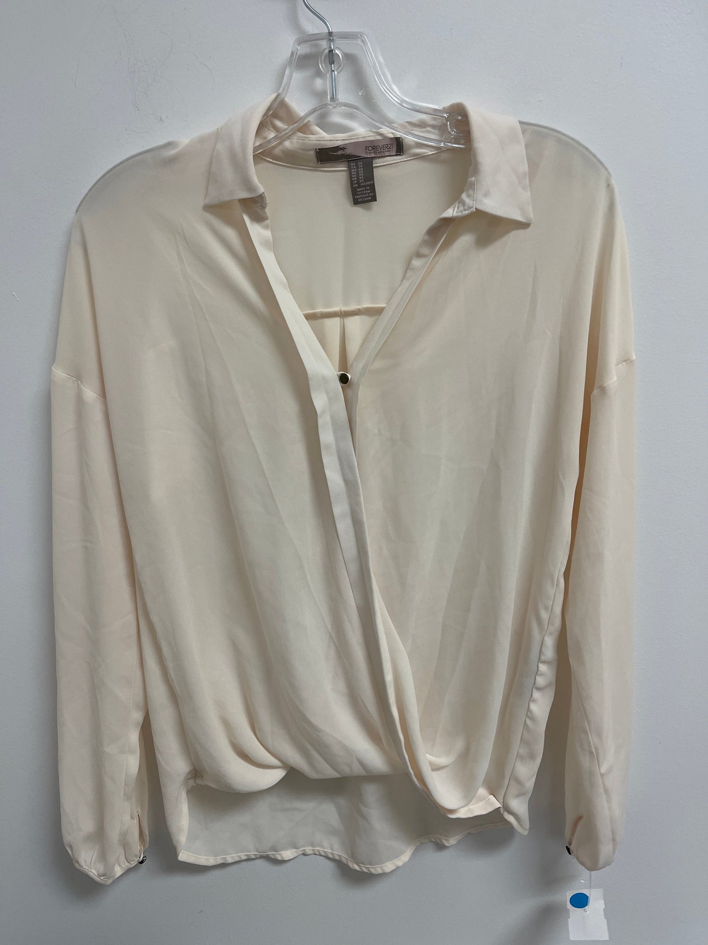Cream Top Long Sleeve Forever 21, Size Xs