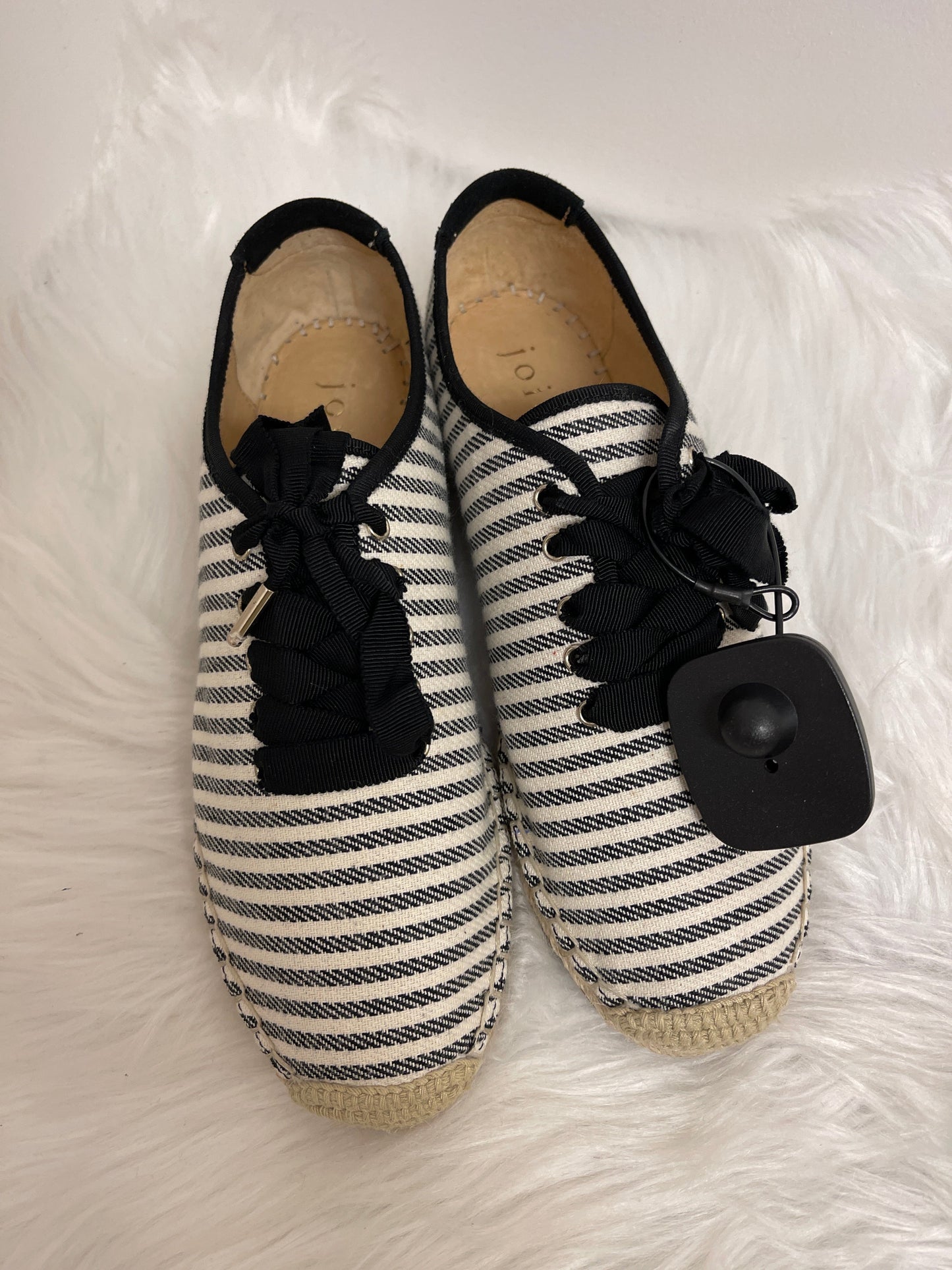 Striped Pattern Shoes Sneakers Joie, Size 6