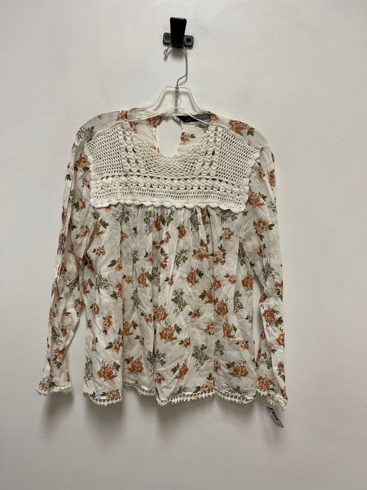 Top Long Sleeve By Zara In Cream, Size: L