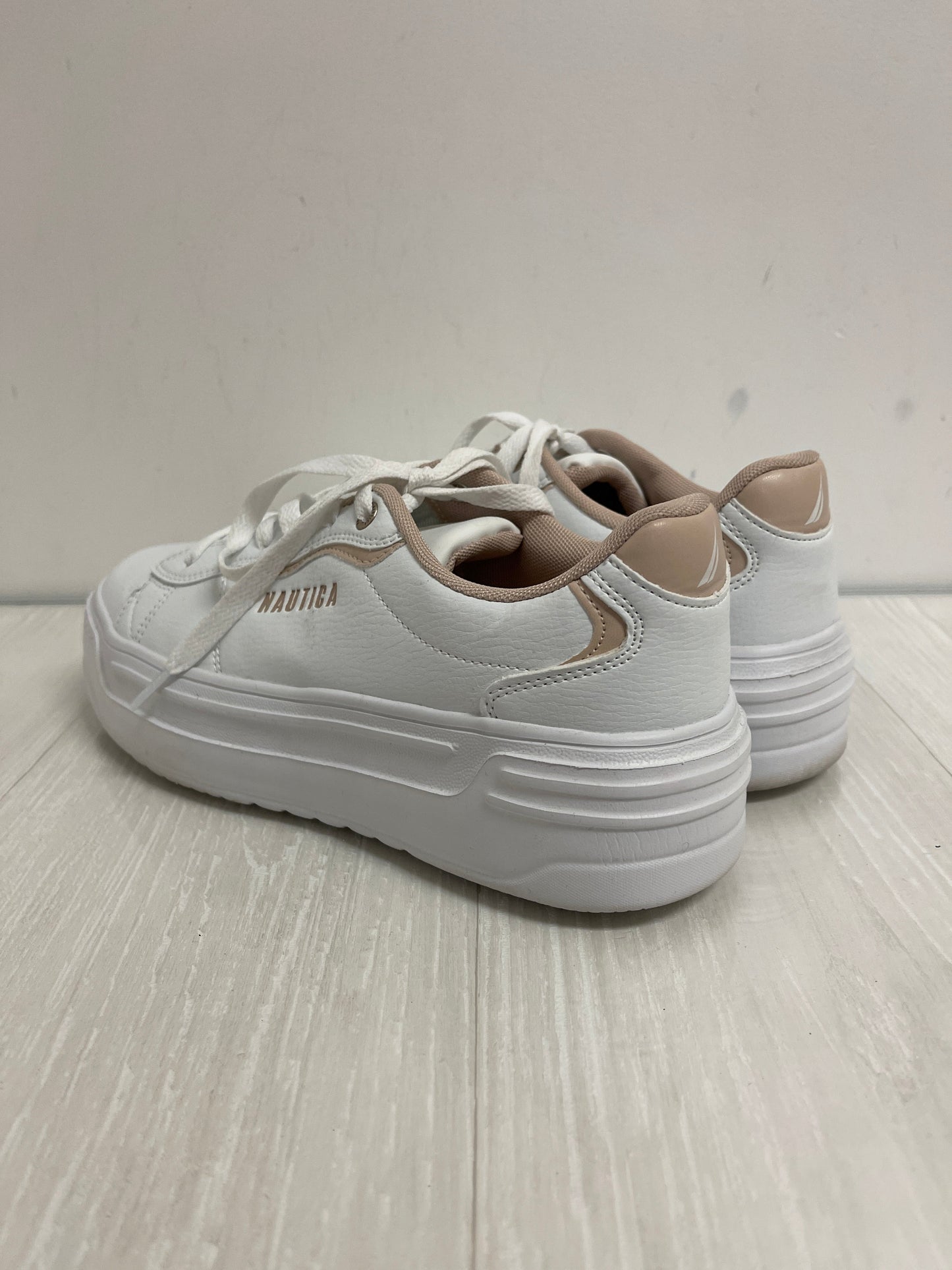 Shoes Sneakers By Nautica In White, Size: 9.5