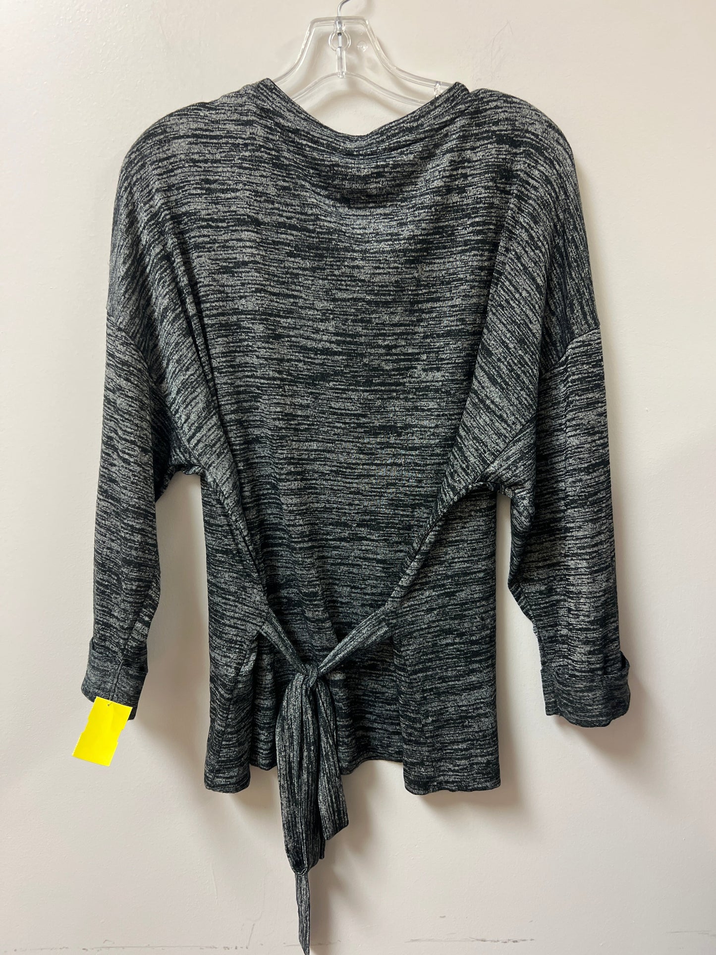 Top Long Sleeve By Lucky Brand In Grey, Size: L