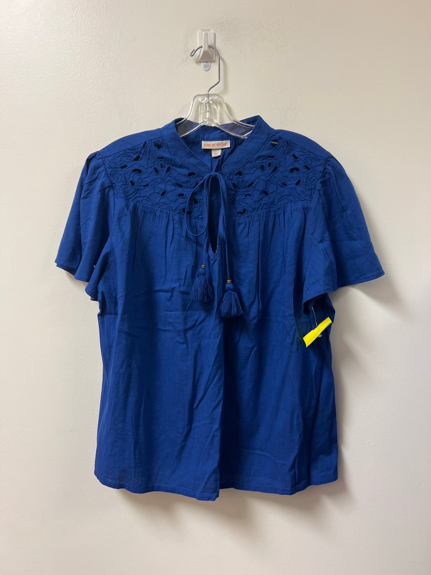 Top Short Sleeve By Knox Rose In Blue, Size: L