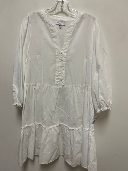 Dress Casual Short By Michael Stars In White, Size: M