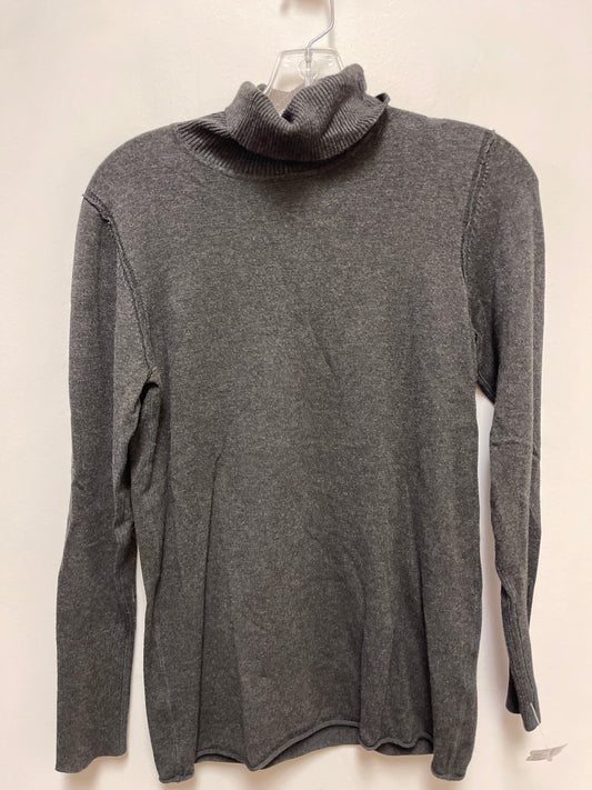 Top Long Sleeve By Philosophy In Grey, Size: M