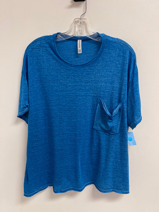 Top Short Sleeve By Zenana Outfitters In Blue, Size: M