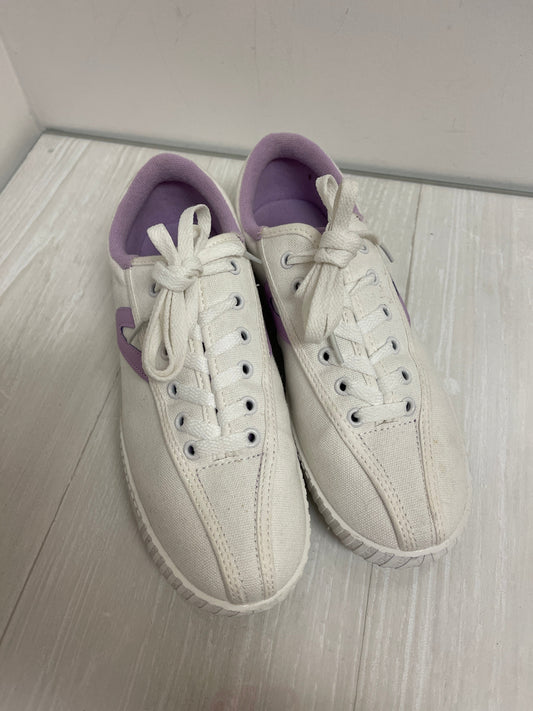 Shoes Sneakers By Clothes Mentor In Purple & White, Size: 7