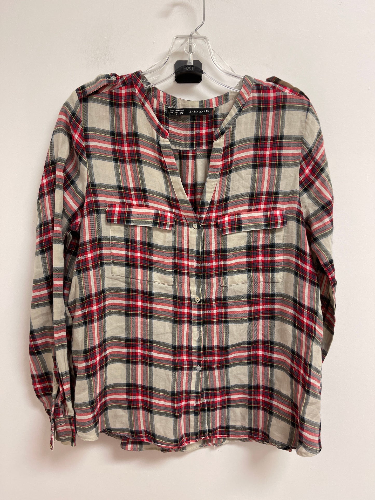 Blouse Long Sleeve By Zara Basic In Plaid Pattern, Size: L