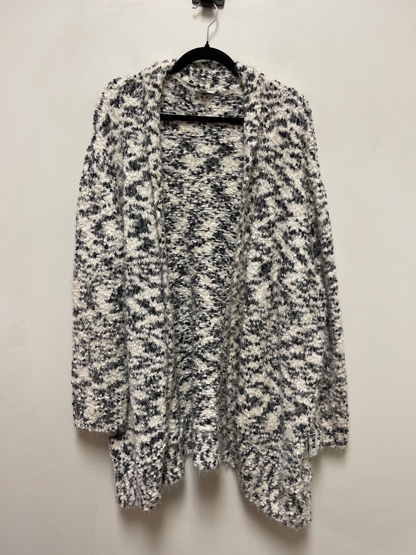 Sweater Cardigan By Avenue In Black & White, Size: 4x