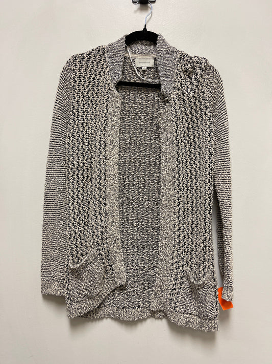 Sweater Cardigan By Skies Are Blue In Black & White, Size: S