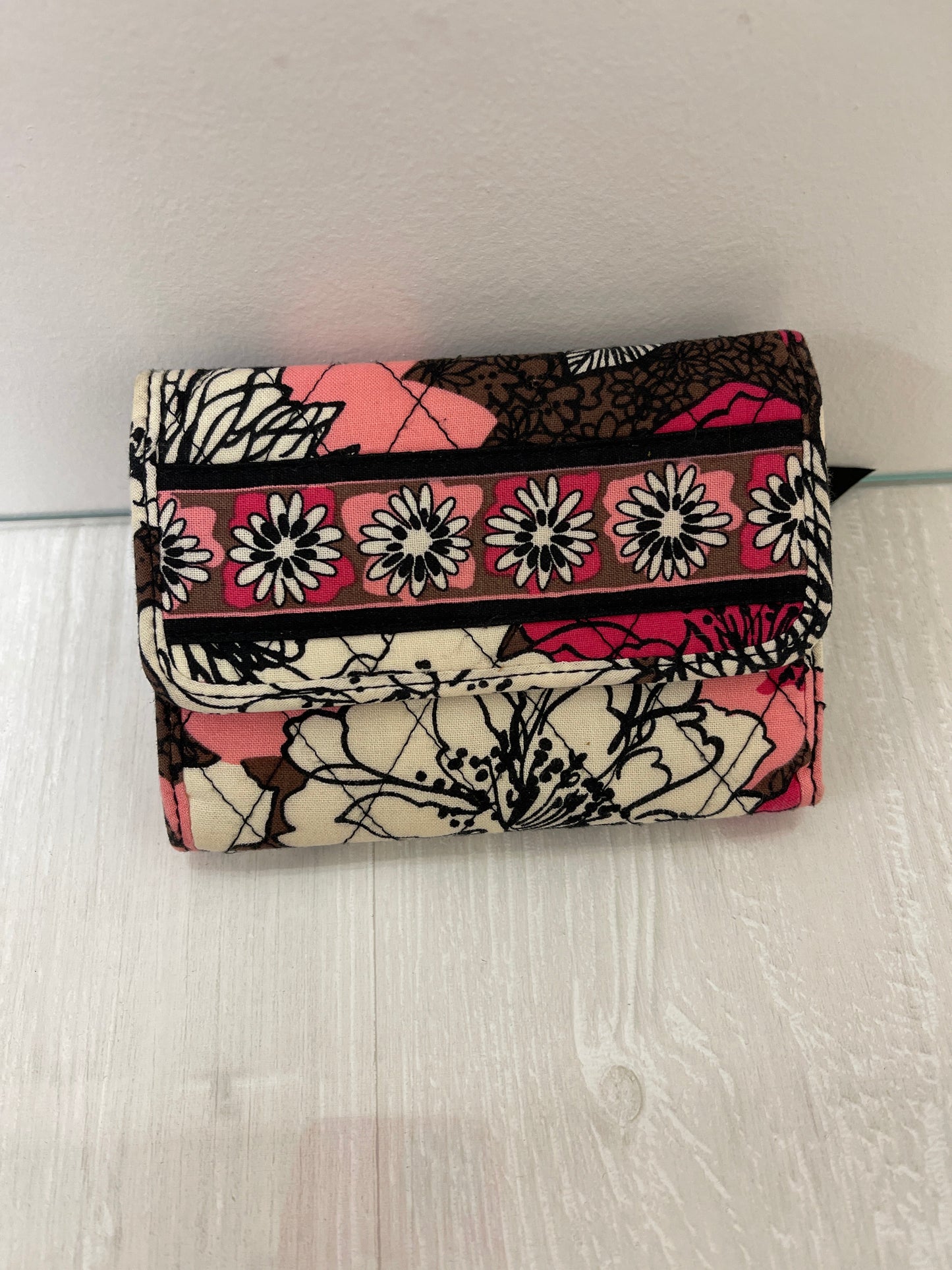 Wallet By Vera Bradley, Size: Medium