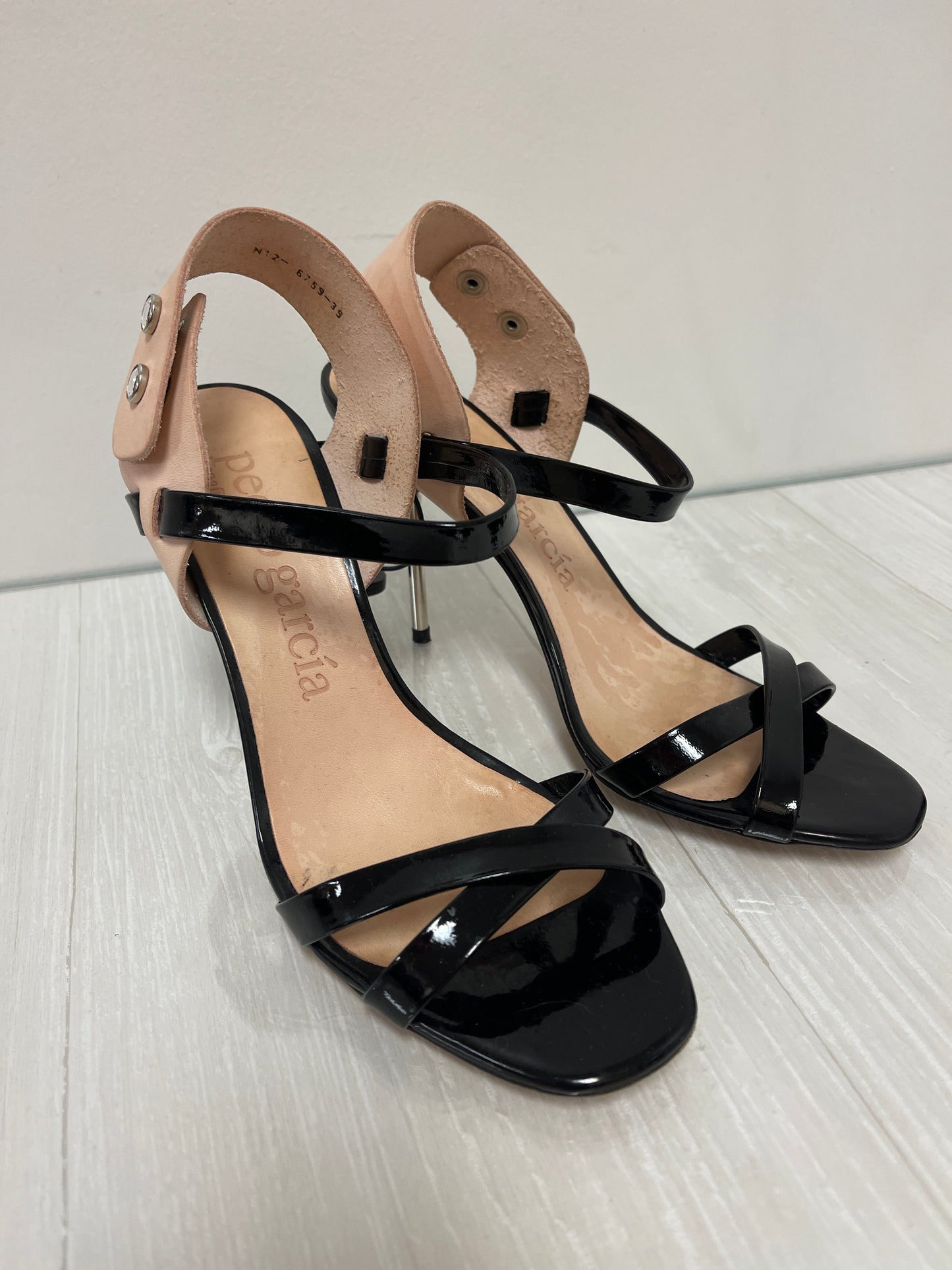 Sandals Designer By Cma In Black, Size: 8.5